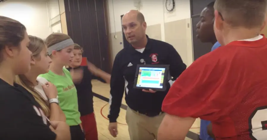 Darrell Salmi teaching students about heart rate
